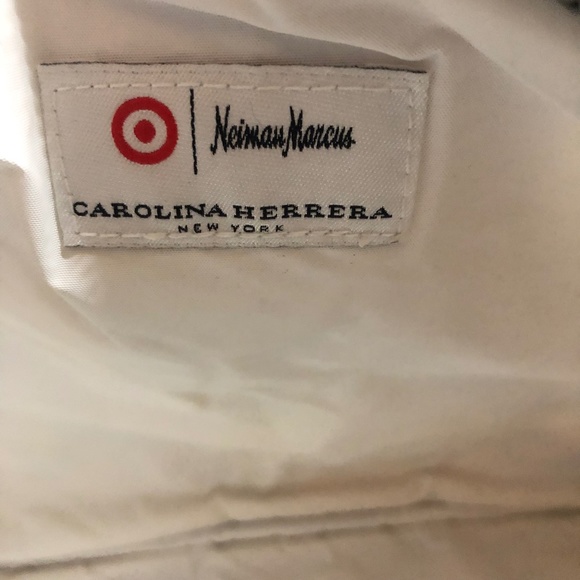 Carolina Herrera NY Neiman Marcus Padded Makeup Bags. - Picture 4 of 11